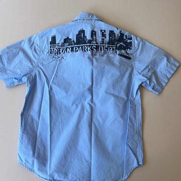 Gap boys button up size S (6-7) - Picture 3 of 3